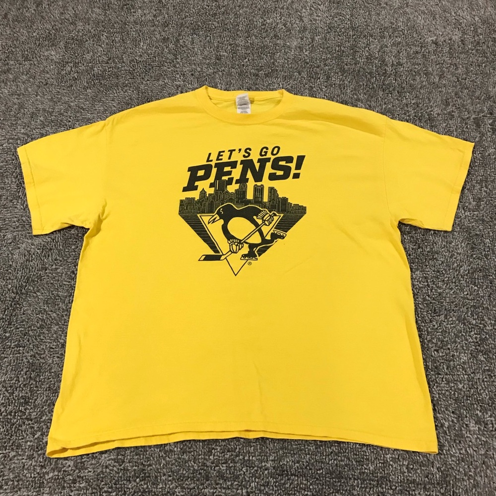 2017 Playoff Pittsburgh Pens Shirt. Size XL.
